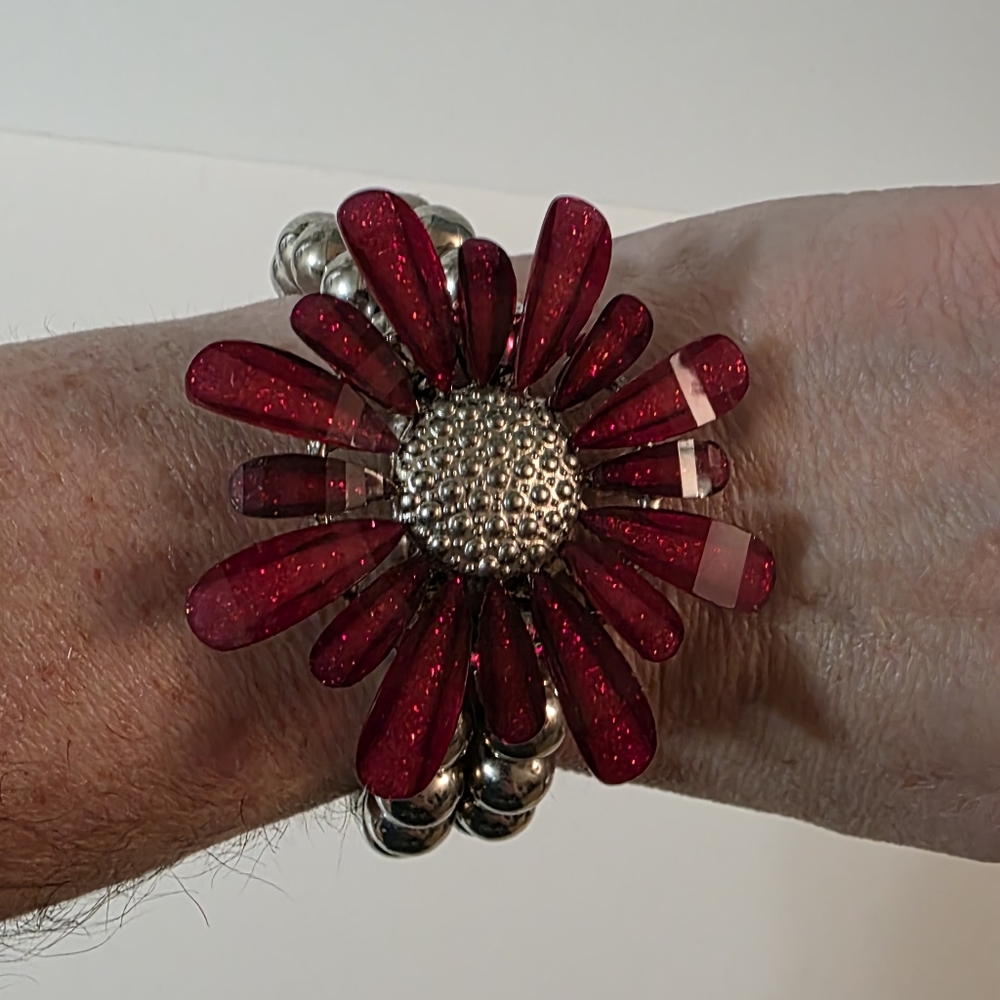Stretch Flower Bracelet Faux Pearl